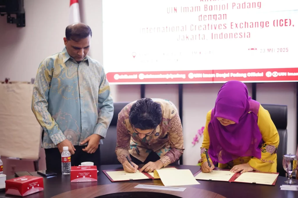 Penandatanganan MoU antara UIN Imam Bonjol Padang dan ICE di Sumatera Barat